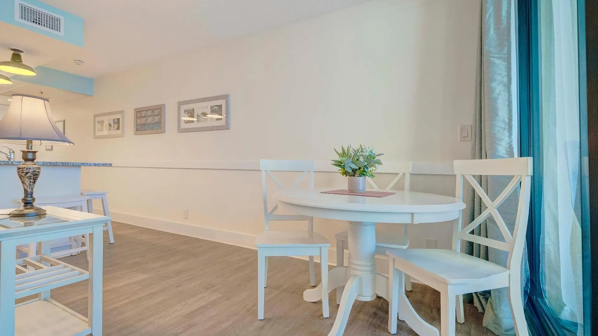 Apartman Sunbird Resort Ground Floor Gem With Ocean Views! Free Beach Chairs And Umbrella! By Dolce Vita Getaways Pcb Panama City Beach