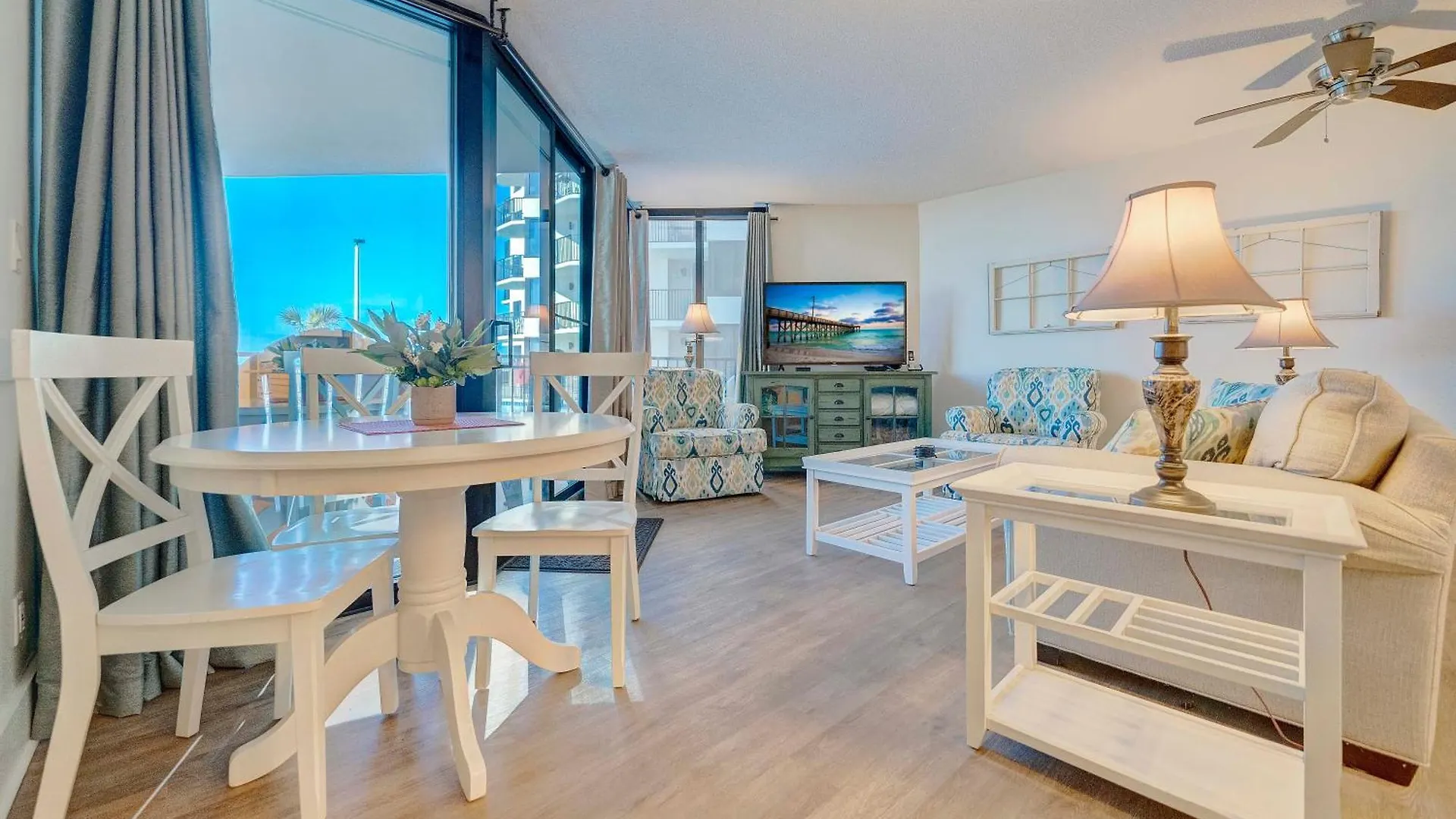 Sunbird Resort Ground Floor Gem With Ocean Views! Free Beach Chairs And Umbrella! By Dolce Vita Getaways Pcb Panama City Beach Amerikai Egyesült Államok