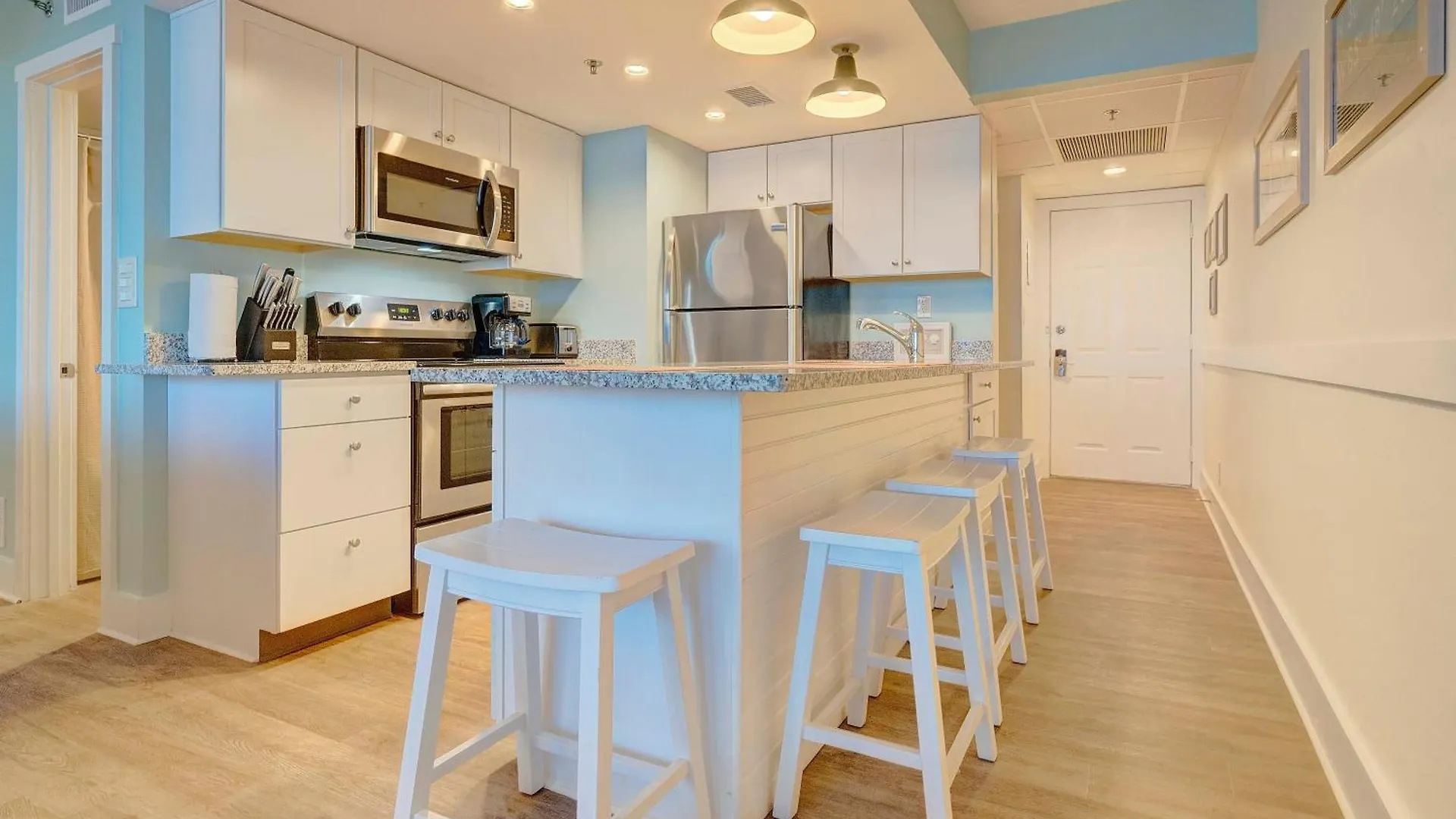 Apartment Sunbird Resort Ground Floor Gem With Ocean Views! Free Beach Chairs And Umbrella! By Dolce Vita Getaways Pcb Panama City Beach