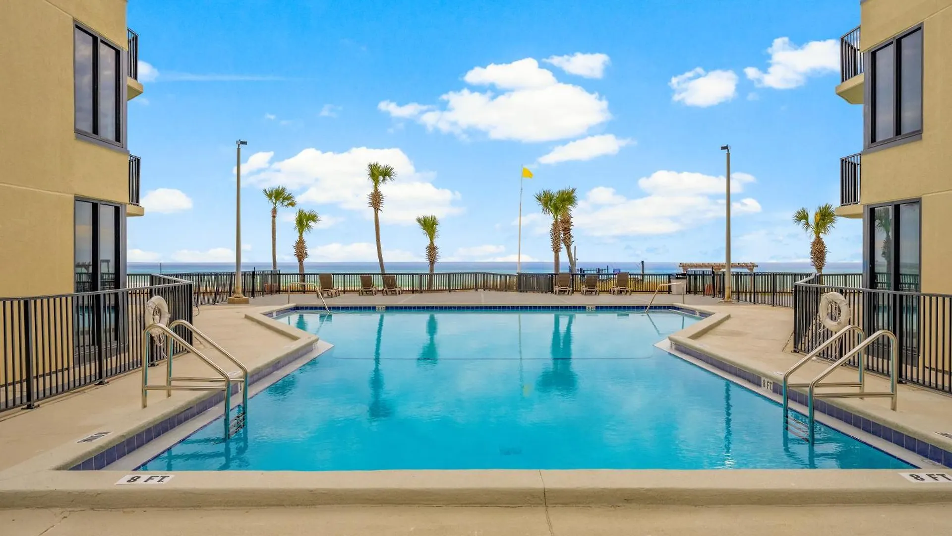 Apartment Sunbird Resort Ground Floor Gem With Ocean Views! Free Beach Chairs And Umbrella! By Dolce Vita Getaways Pcb Panama City Beach